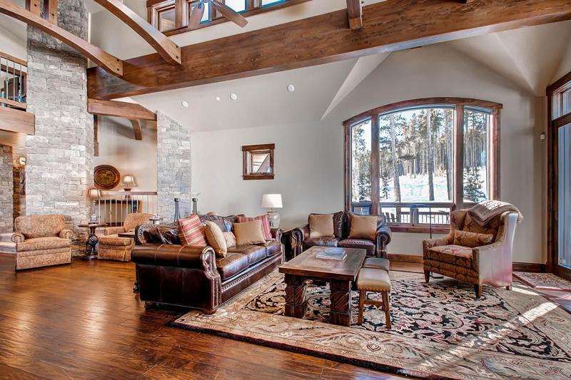 Slopeside Manor: Ski Access on Peak 8 Private Hot Tub Resort Amenities - image 40