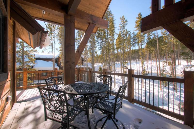 Slopeside Manor: Ski Access on Peak 8 Private Hot Tub Resort Amenities - image 49