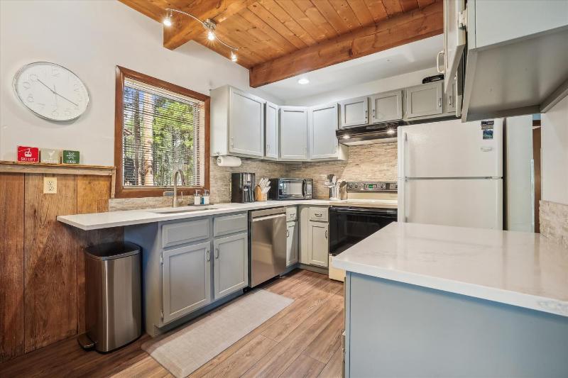 SnowAway: Wooded Peak 8 Breckenridge Home with Ski Access - image 38
