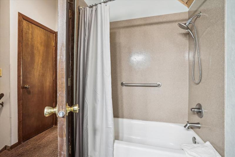 SnowAway: Wooded Peak 8 Breckenridge Home with Ski Access - image 33