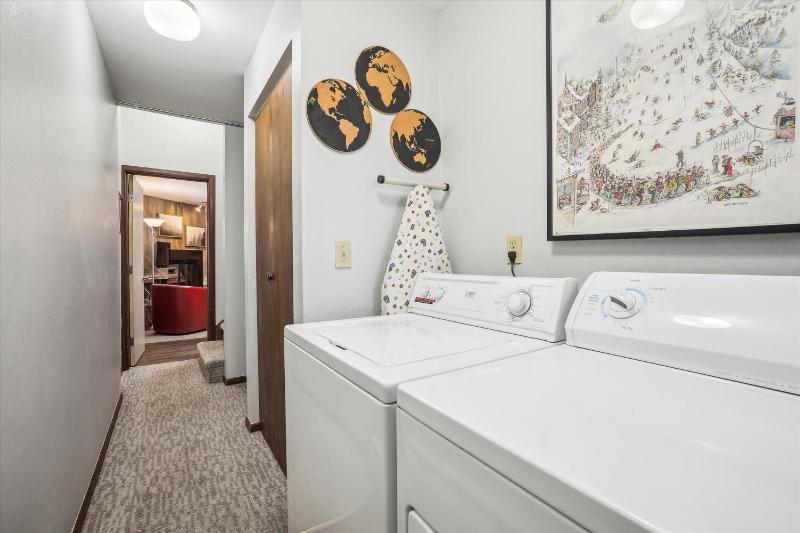 SnowAway: Wooded Peak 8 Breckenridge Home with Ski Access - image 13