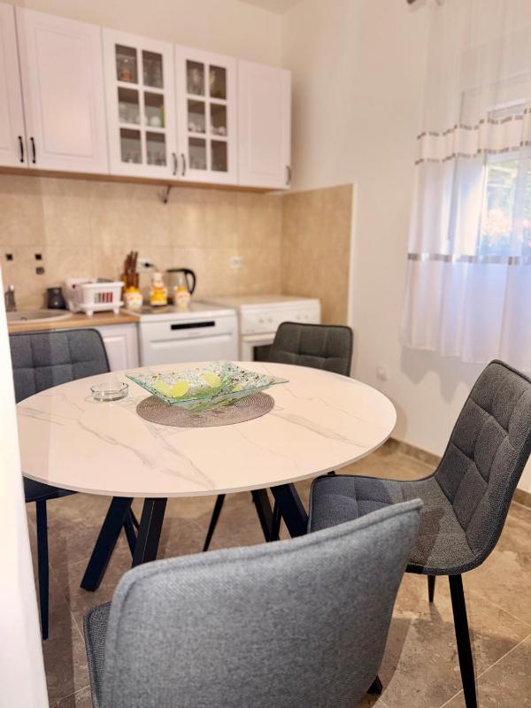 Apartment Guberinic - image 4