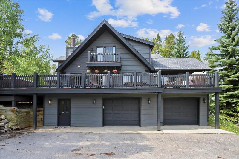 The Duck House: Ski In / Out Breckenridge Home with Hot Tub and Sauna - image 44