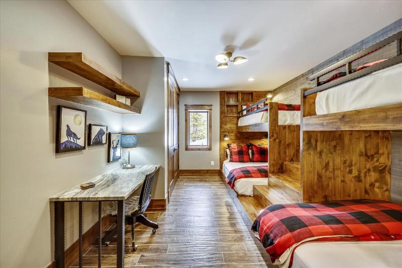 The Great Escape: Breckenridge Home with Hot Tub and Mountain Views - image 27