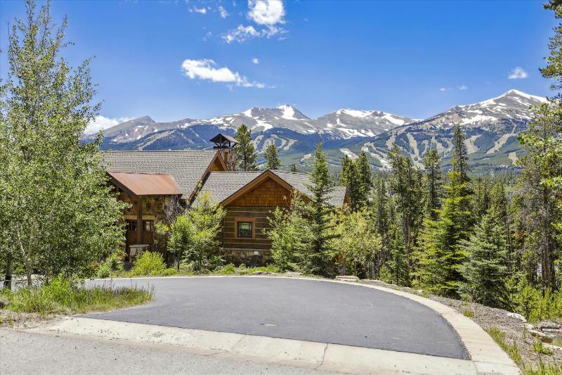 The Great Escape: Breckenridge Home with Hot Tub and Mountain Views - image 36