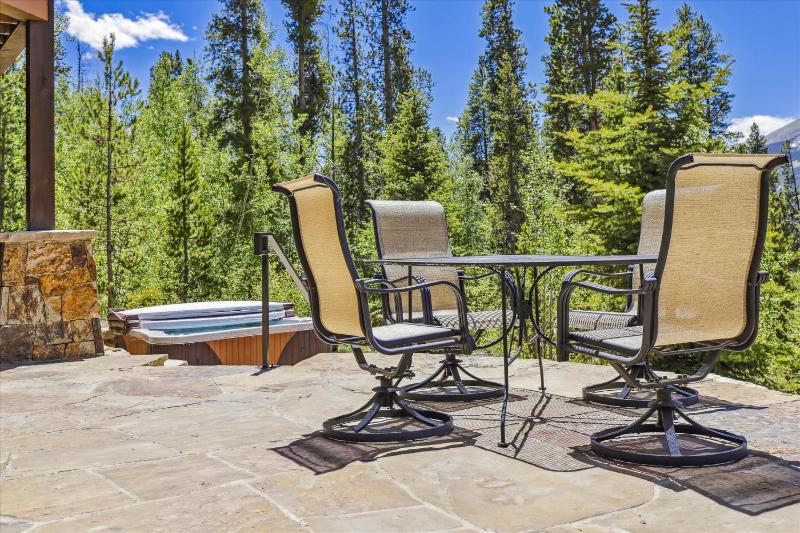 The Great Escape: Breckenridge Home with Hot Tub and Mountain Views - image 11