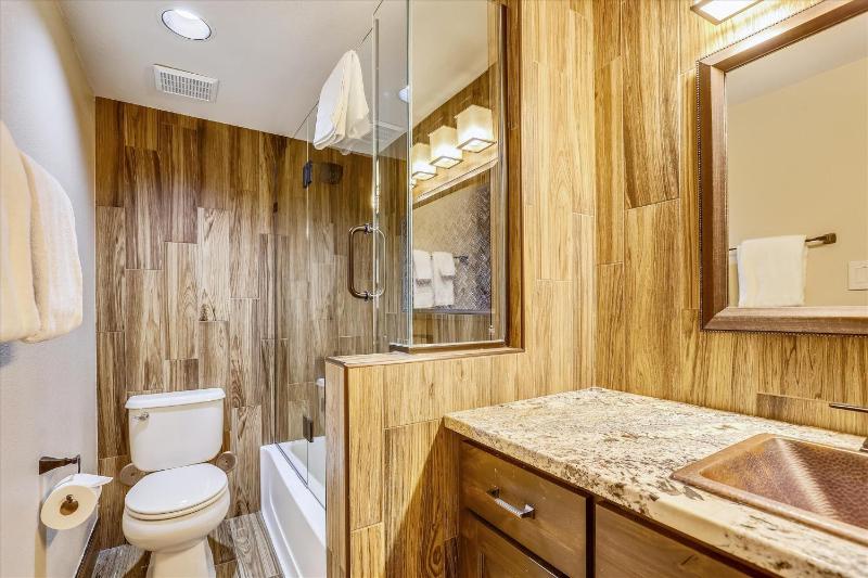 Village Point 109: Breckenridge Townhome with Private Hot Tub Near Peak 9 - image 20