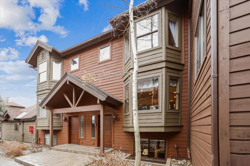 Village Point 109: Breckenridge Townhome with Private Hot Tub Near Peak 9 - image 35