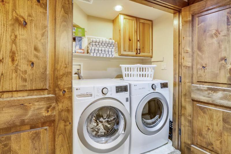 Village Point 109: Breckenridge Townhome with Private Hot Tub Near Peak 9 - image 19