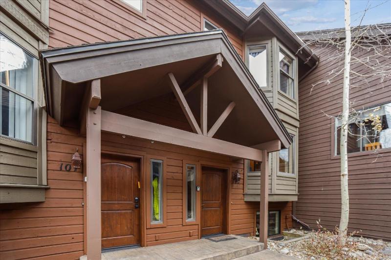 Village Point 109: Breckenridge Townhome with Private Hot Tub Near Peak 9 - image 13