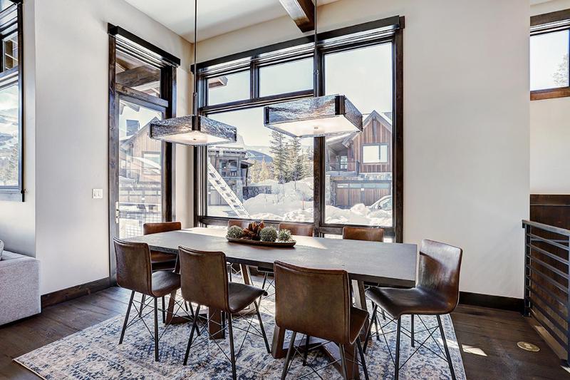 Wintours Leap has easy ski access and private hob! - image 18
