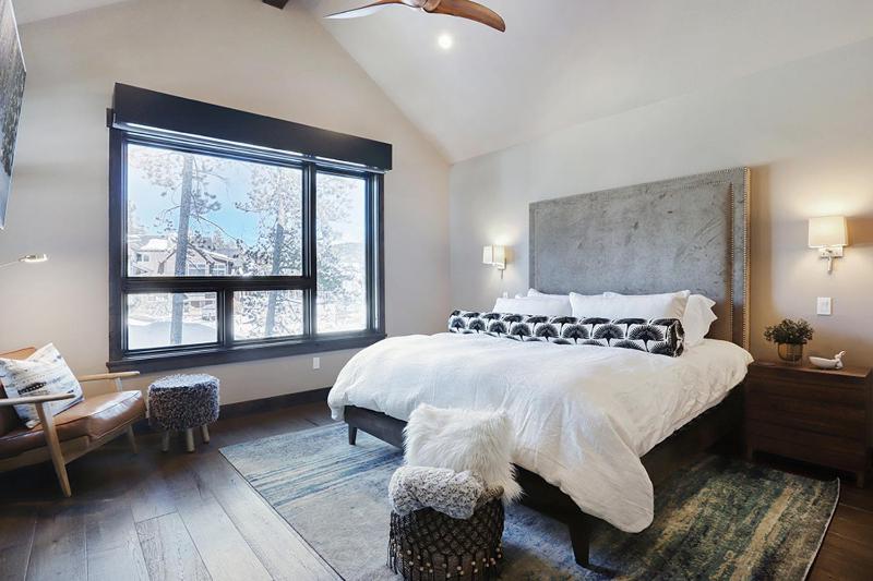 Wintours Leap has easy ski access and private hob! - image 2