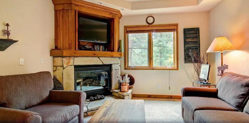 Tyra Riverbend 111: Ski In/Out Breckenridge Condo with Hot Tubs - image 6