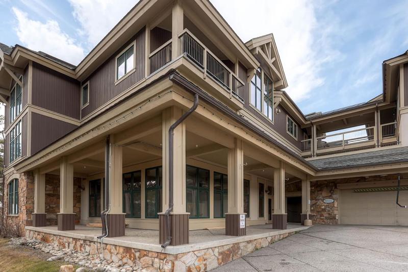 Tyra Riverbend 111: Ski In/Out Breckenridge Condo with Hot Tubs - image 18