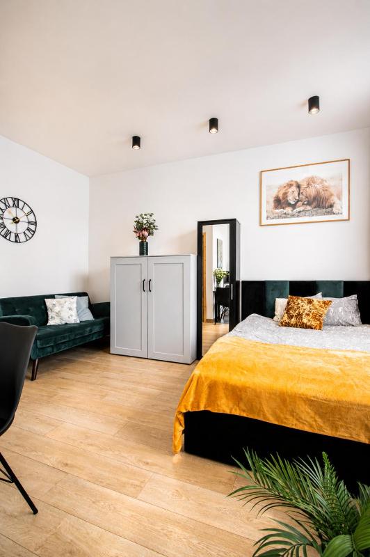 PiotrApartments - Central Warsaw Wilcza - Luxury Apartment - Prime Location - image 2