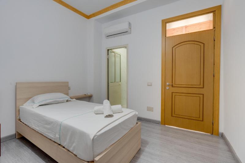 Central Spot Berat - image 8
