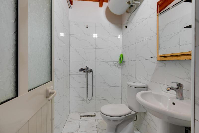 Central Spot Berat - image 11