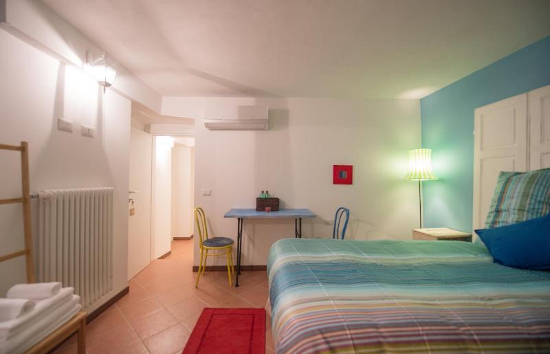 Deluxe Single Room image 1