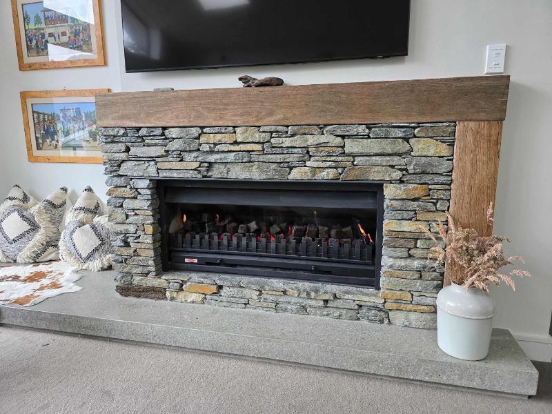 Private Retreat - Stunning Lake & Mountain Views - image 25
