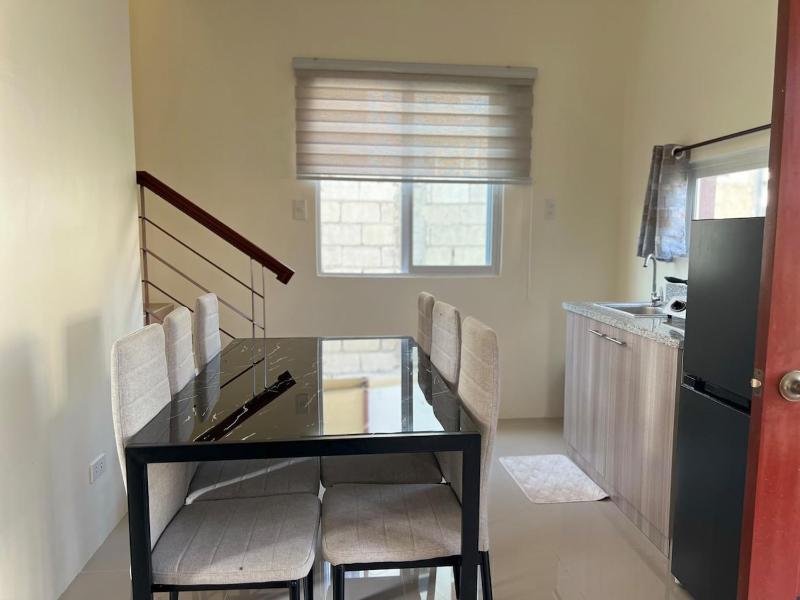 Cozy Velmiro Panglao Retreat w/ Pool & Gym Access - image 18
