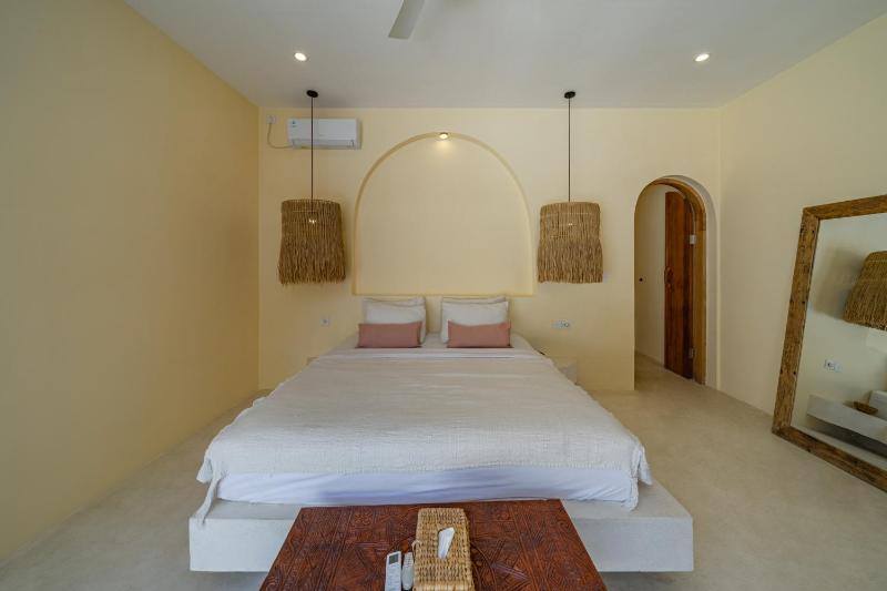 Casa Mara - 2BR Tropical Villa Canggu Walk to Beach & Cafés! - image 44