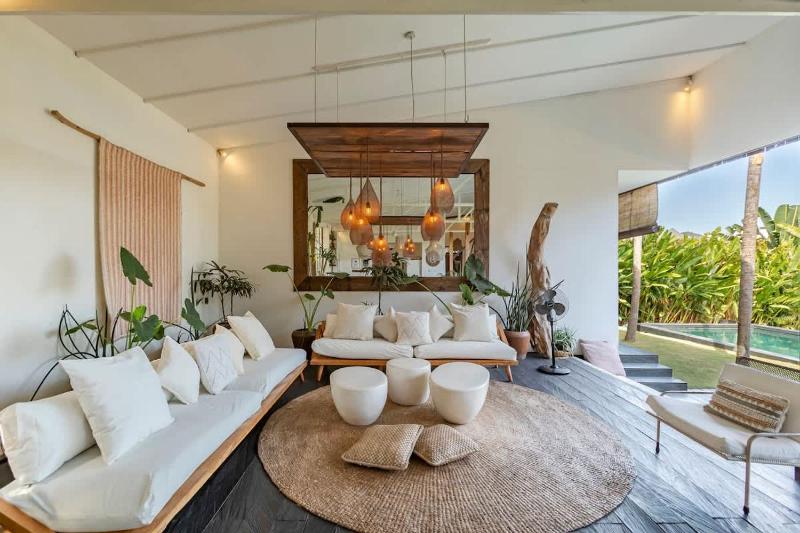 NEW 5BR Villa Rice Field Views Dream Escape - image 23