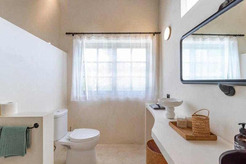 NEW Ideal Stay 4BR - Elegant Villa Family and Friends - image 11