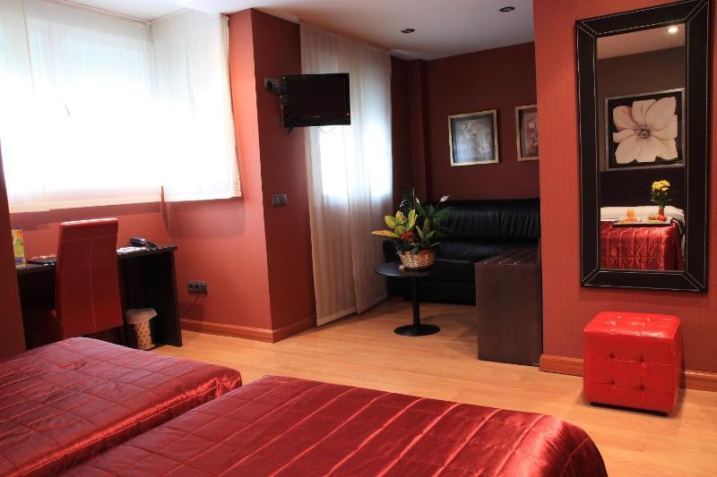 Double or Twin Room image 1