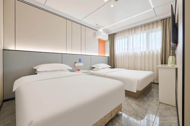 Four Seasons Clouds Xiamen North Railway Station Store - image 17