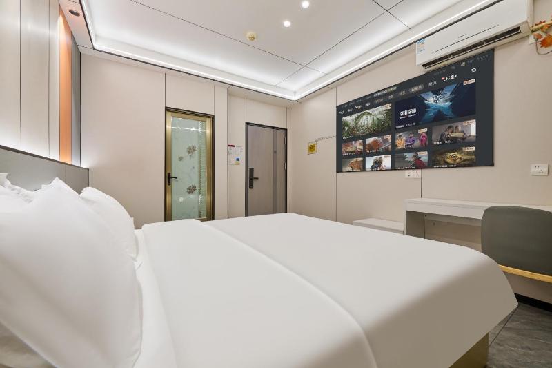 Four Seasons Clouds Xiamen North Railway Station Store - image 18