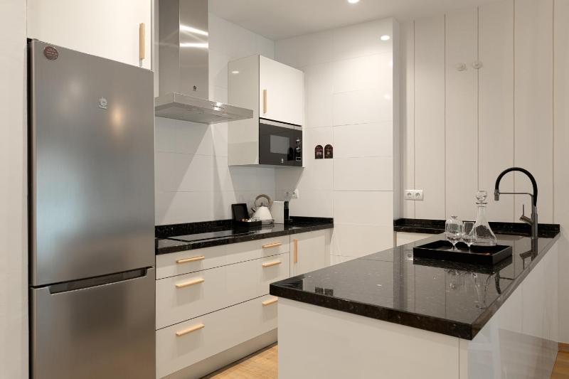 Souviron de Torres by Caleta Homes - image 4