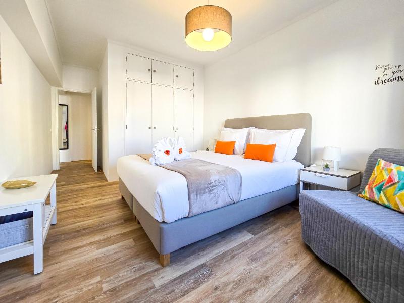 Apartment Praia da Rocha Walk to Beach Safira V - image 16