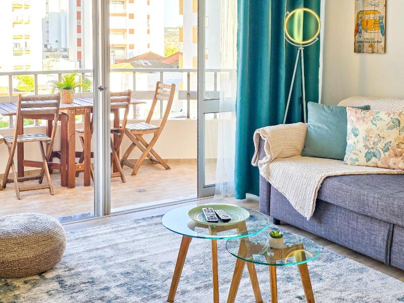 Apartment Praia da Rocha Walk to Beach Safira V - image 9