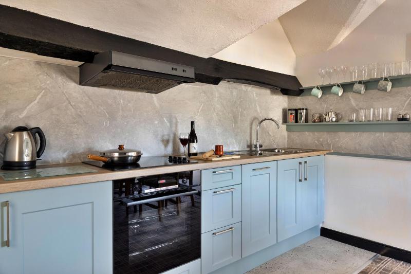 Finest Retreats - The Lake Gables Ambleside - image 26