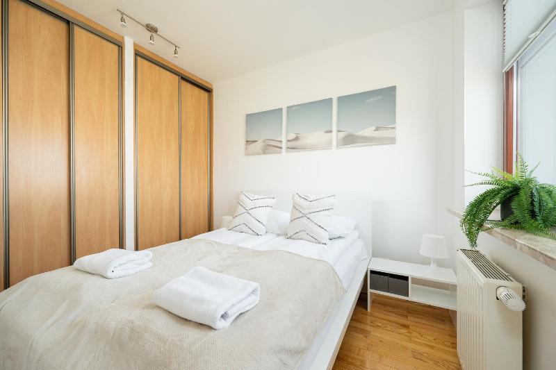 RentPlanet - Apartament Natolin - image 5