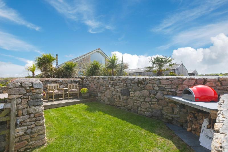 Scilly Stack - image 3