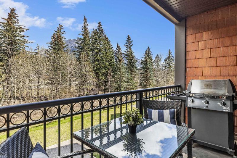 Mt Lady MacDonald Suite @ Grande Rockies - image 3