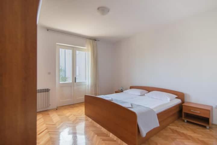 Apartment Tonči - image 8