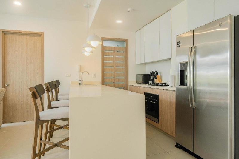 Deluxe 2BR Apartment with Terrace in Morros - image 3