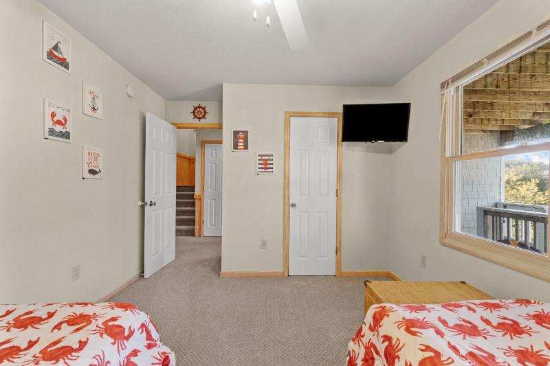 1755 - Don't Worry Beach Happy - image 38