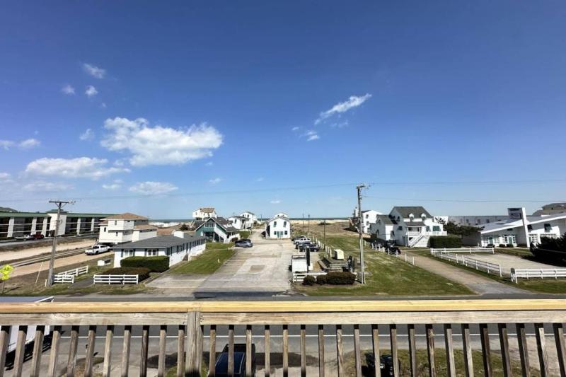 Tapped Out - KDH MP 8 Ocean View 180 Yds to Beach Pool Hot Tub Pets OK Flex Stays - image 29
