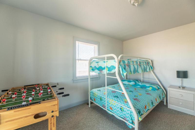 Tapped Out - KDH MP 8 Ocean View 180 Yds to Beach Pool Hot Tub Pets OK Flex Stays - image 35