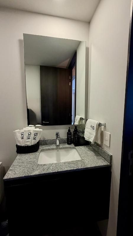 Executive Suite Rooftop Pool Workspace IKan HUB - image 12