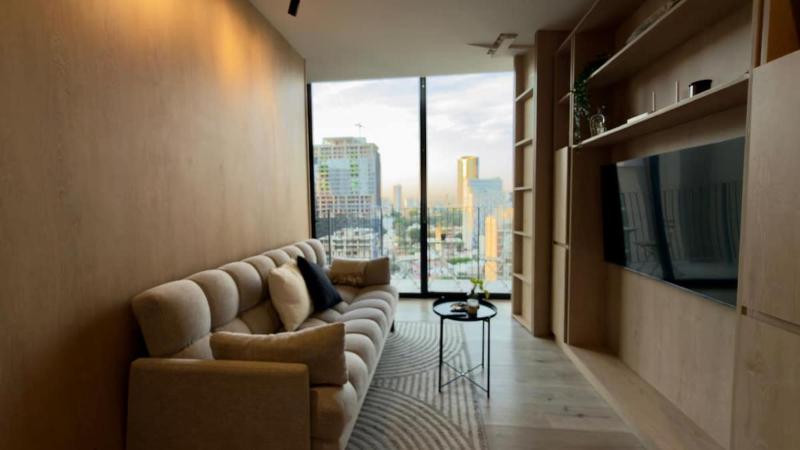 Executive Suite Rooftop Pool Workspace IKan HUB - image 13