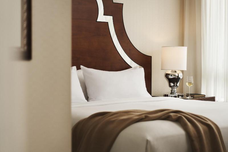L'Hermitage Hotel - image 16