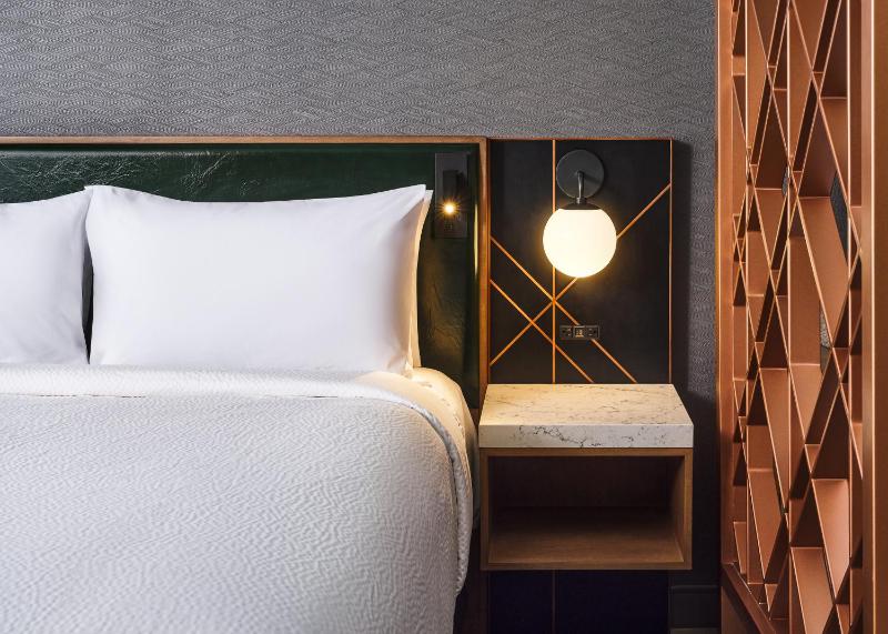 Apiary Hotel Belleview Station Denver - image 14