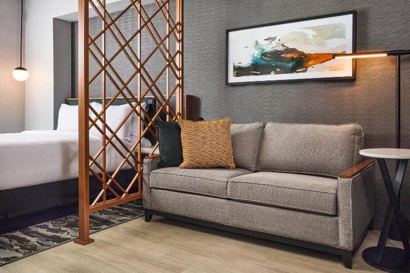 Apiary Hotel Belleview Station Denver - image 24