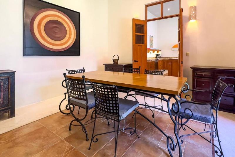 Family 3 bdrm Hacienda House in Centro - image 11