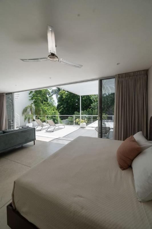 Casa Bardol Modern design home in Santa Lucia - image 9