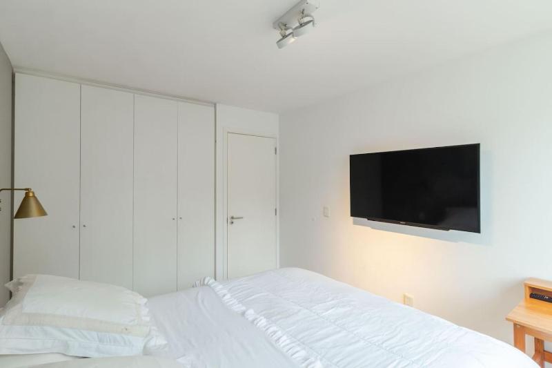 Hermoso apartamento con terraza - image 7
